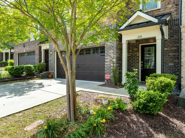 226 Daymire Glen Ln #1, Cary, NC 27519