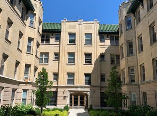 Fully Renovated Courtyard Building in Albany Park! Studios and 1 BR's!, Chicago, IL 60625
