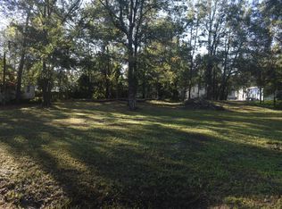 8060 Nussbaum Dr, Jacksonville, FL 32210