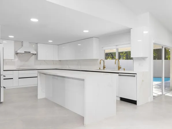 7134 San Sebastian Drive, Boca Raton, FL 33433
