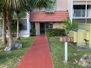 8501 NW 8th St APT 307, Miami, FL 33126