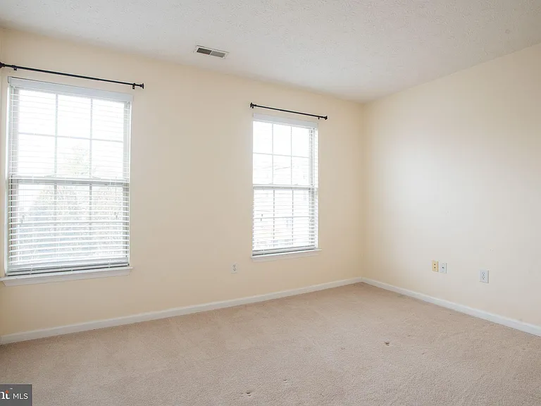 200 Toddson Ln — Photo 16