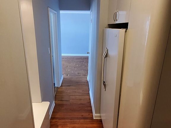 5th image of 2906 Brighton 12 St #6F