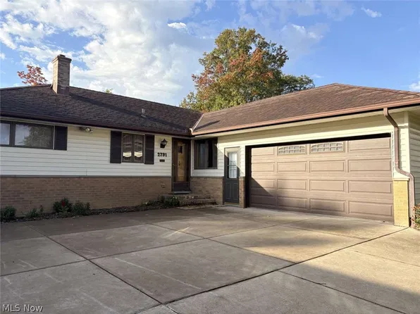 2791 Burden Dr, Parma, OH 44134