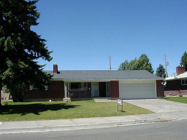 1st image of 370 Barlow Dr