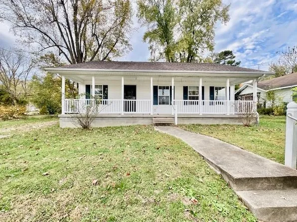 708 Maple St, Providence, KY 42450