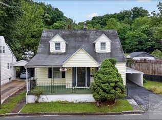 99 Reynolds Ave, Bluefield, VA 24605