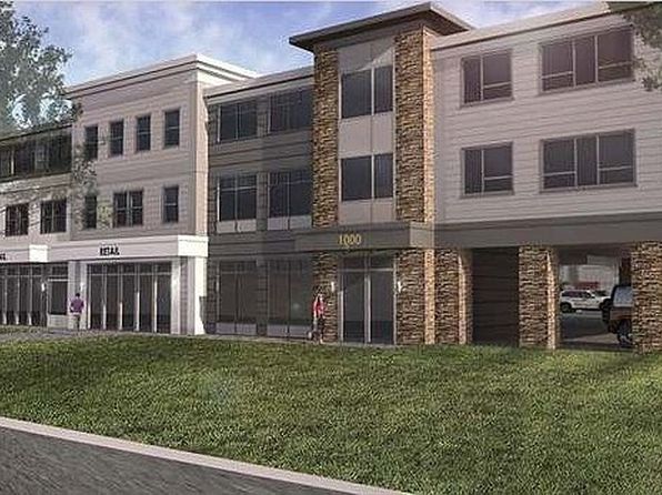 1000 Washington St #205