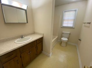 240 Highland Park Dr #240, Athens, GA 30605
