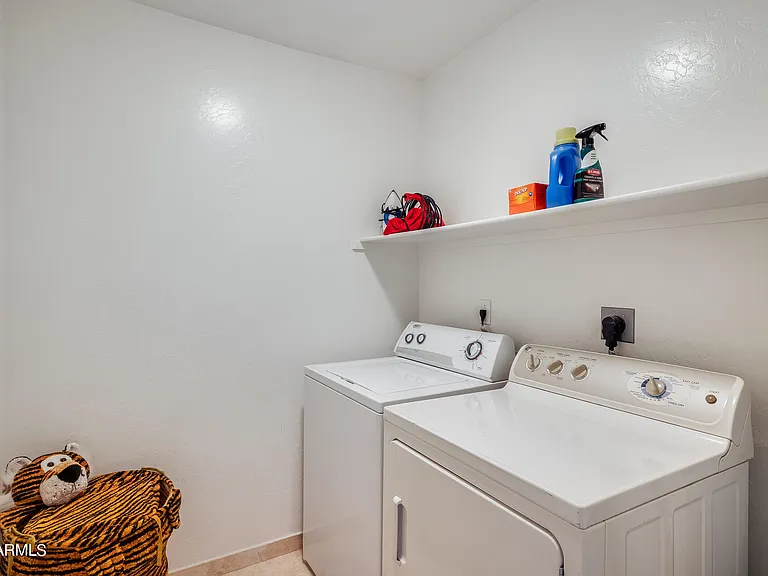 2022 E Wahalla Ln — Photo 20