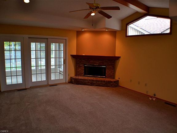 3rd image of 10773 Meadow Trl
