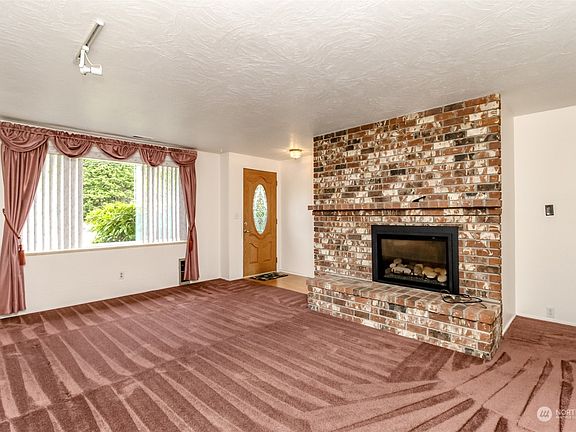 5th image of 1810 N Orchard St