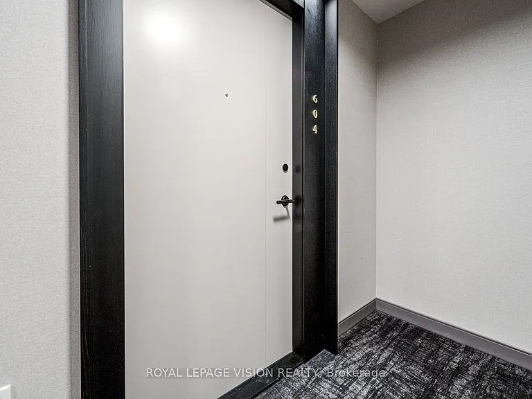 858 Dupont St #604 — Photo 29