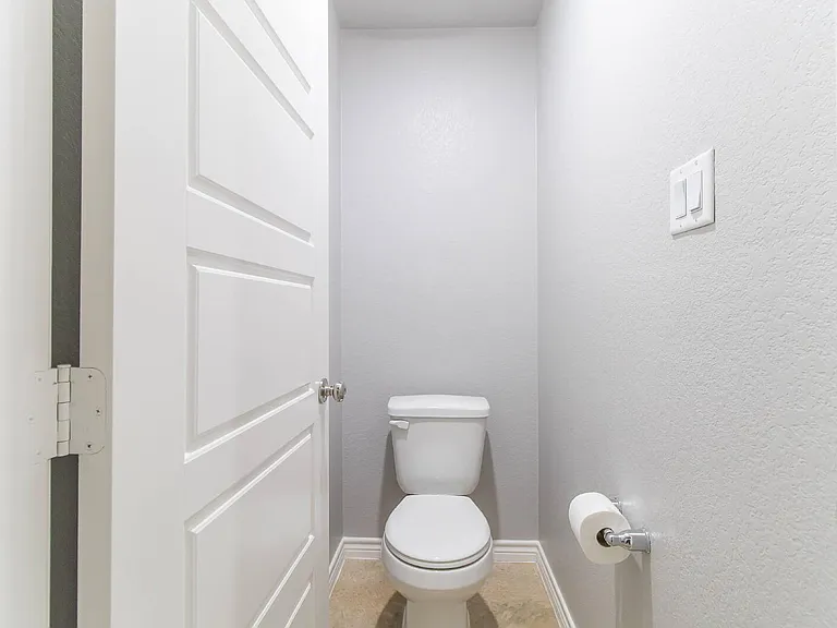 1715 Dryden Ave — Photo 27