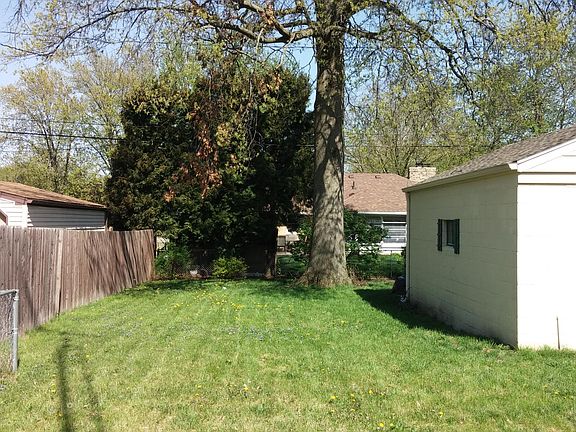 Large fenced in back yard