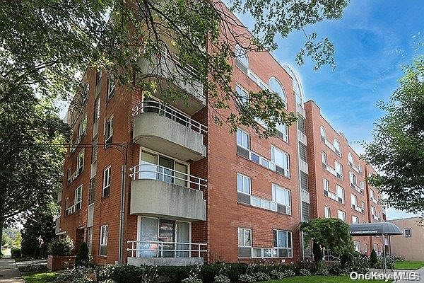 1st image of 205 Mineola Boulevard #2F
