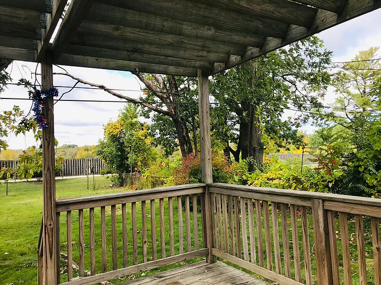 266 Hoover Dr — Photo 30
