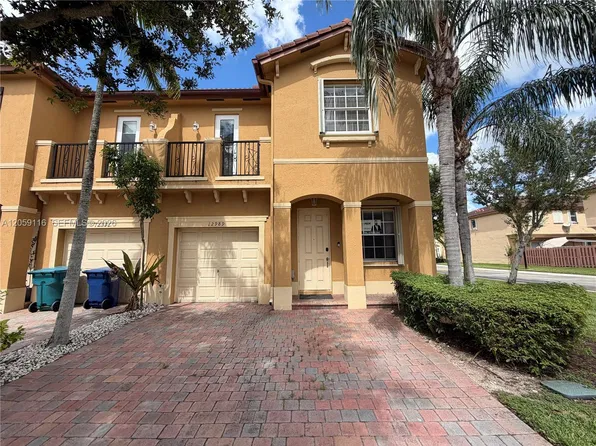 12989 SW 135th Ter, Miami, FL 33186