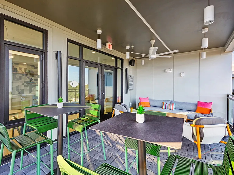 Link Apartments Calyx — Photo 27