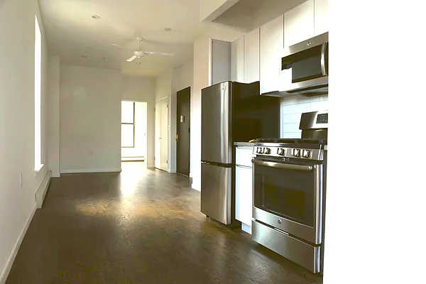 Rented by Compass | media 10