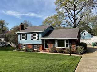 4816 Aspen Ct, Charlotte, NC 28210