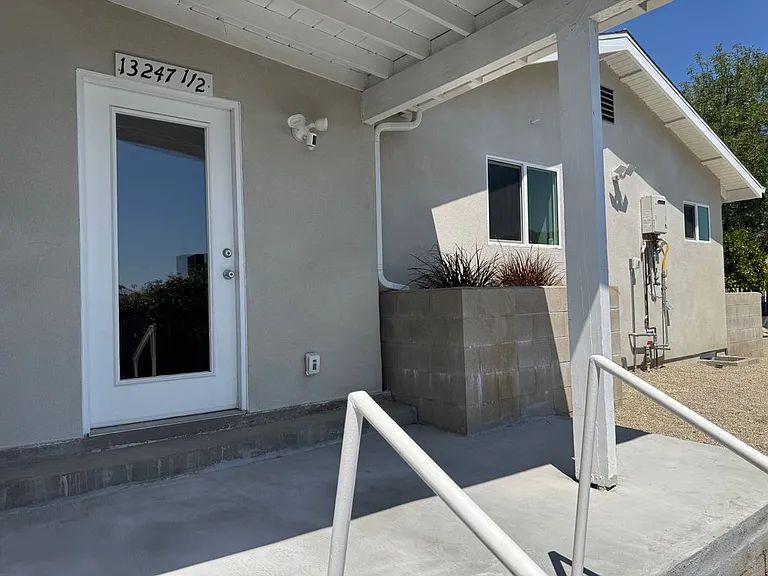 13247 1/2 Raven St — Photo 1