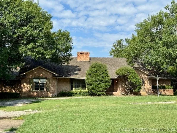 531 Sunset Dr SW, Ardmore, OK 73401