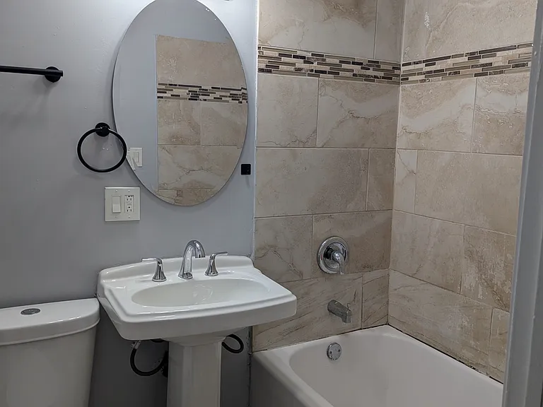 6401 S Saint Lawrence Ave — Photo 12