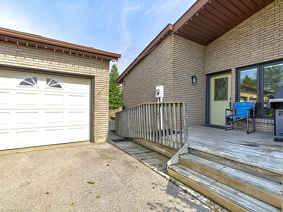 5th image of 11331 Amos Dr