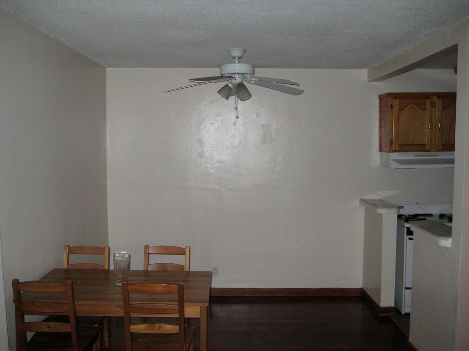 1st image of 1427 N Gardner St APT 10