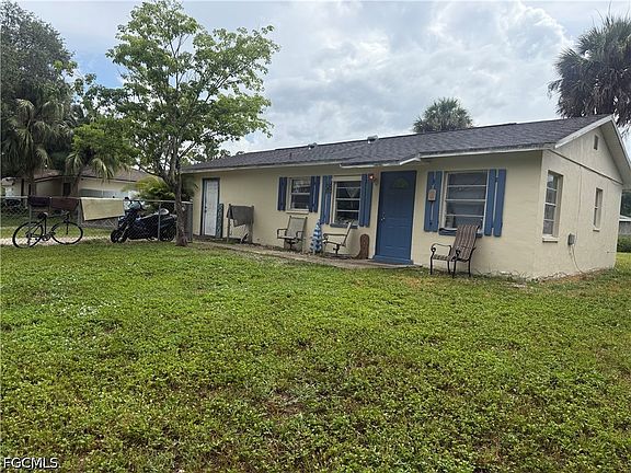 3rd image of 308 Vermont Way