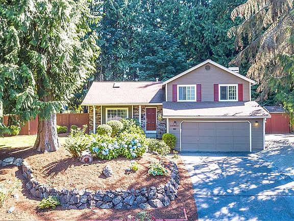 2nd image of 22811 NE 25th Way