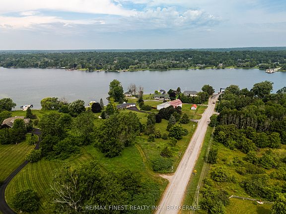 5th image of 40 Howe Island Ferry Rd