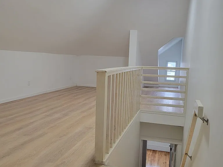 23 Hillside St #23 — Photo 12