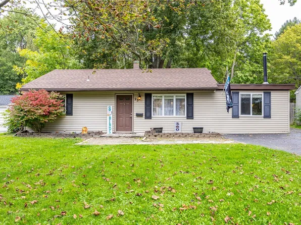 23 Seneca St, Webster, NY 14580