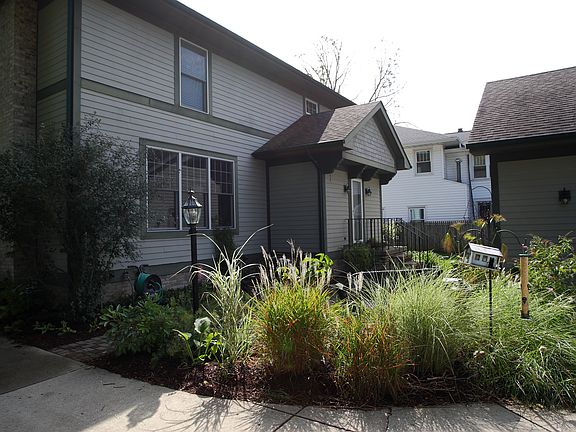 3rd image of 1127 N Notre Dame Ave