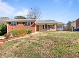 2611 Glen Forest Dr, Winston Salem, NC 27103