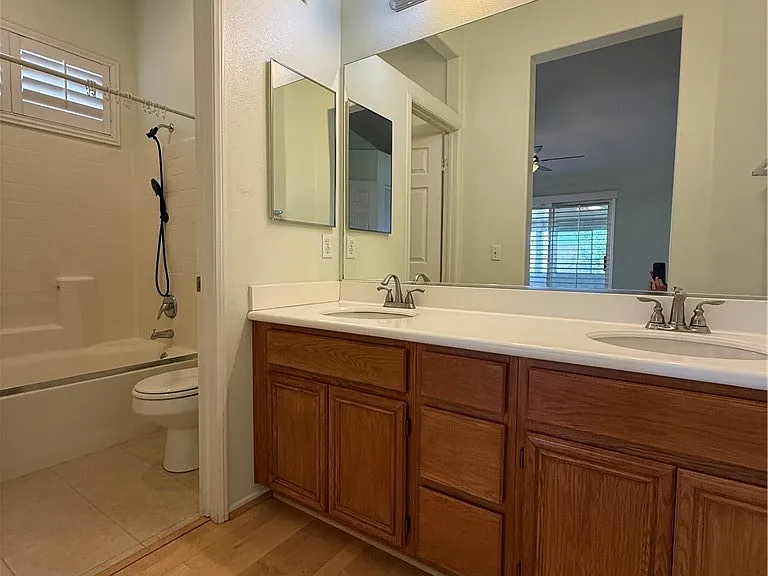 33015 Eagle Point Dr — Photo 11