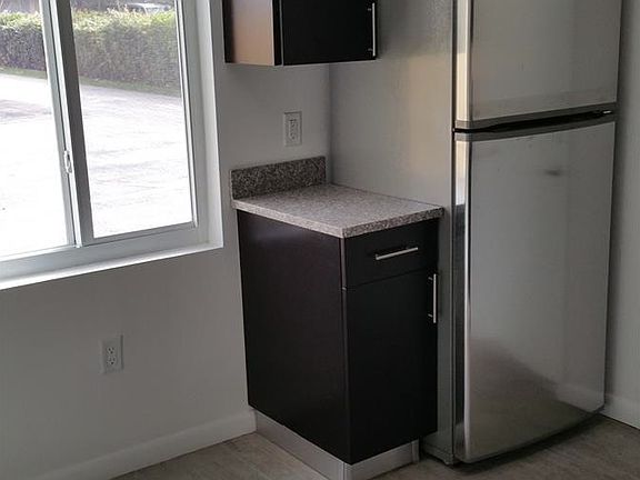 2nd image of 193 NE 88th St