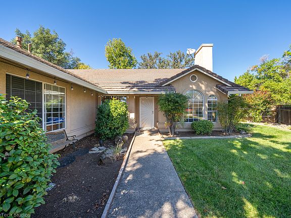 4th image of 1322 Carla Cir