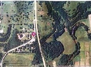 17101 Metcalf Pl, Overland Park, KS 66085