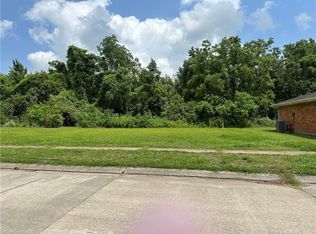 2901 Meraux Ln, Violet, LA 70092