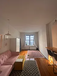 Rented by HOLTON REAL ESTATE INC.