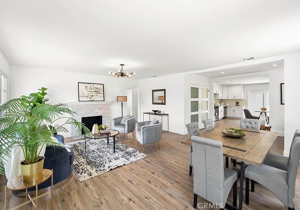 STREET パリ 11445 Saticoy St, North Hollywood, CA 91605 | MLS #OC26114190 | Zillow