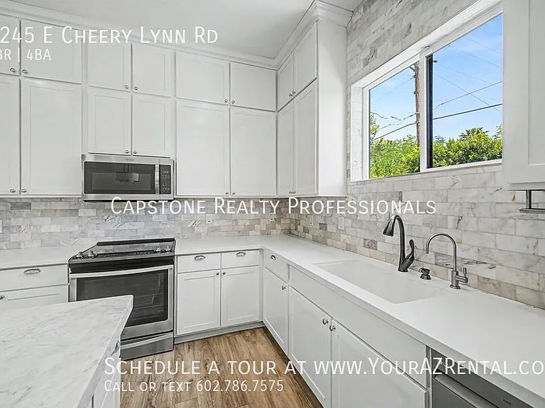 2245 E Cheery Lynn Rd — Photo 9