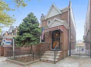52-30 62nd St, Maspeth, NY 11378