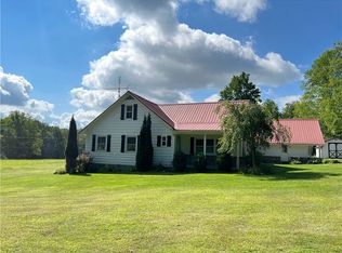 380 Sopher Rd, Grove City, PA 16127