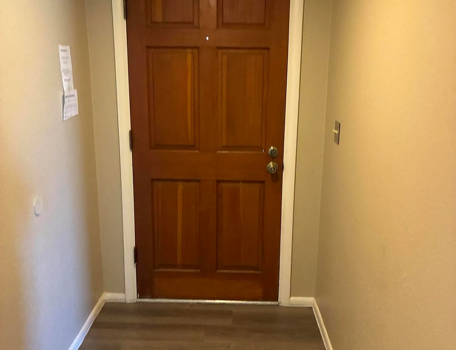 3 bed, 2.0 bath, 1136 sqft, $2,150 — Photo 2