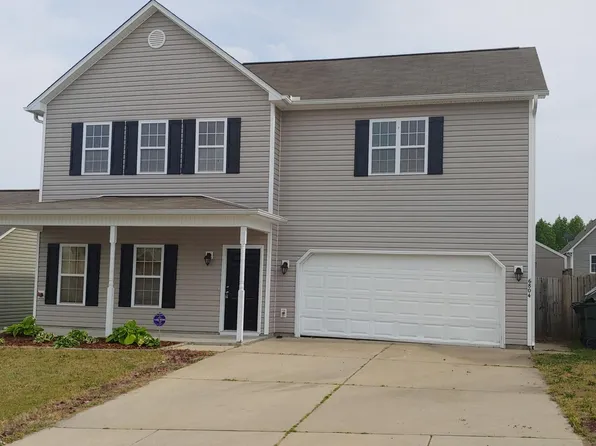 6804 Lakinsville Ln, Raleigh, NC 27610