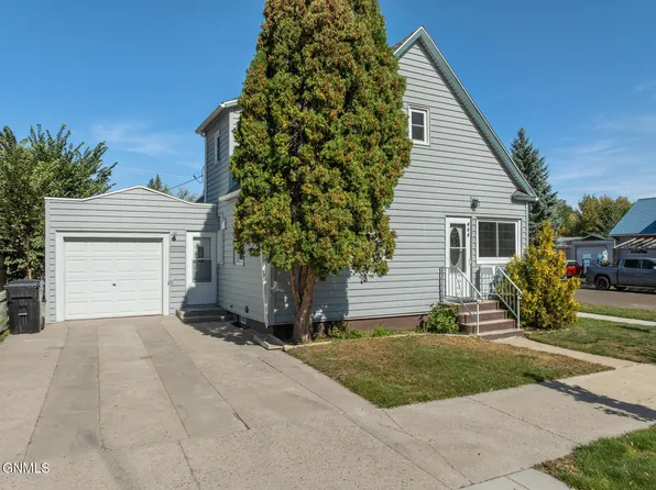 402 4th St W, Williston, ND 58801